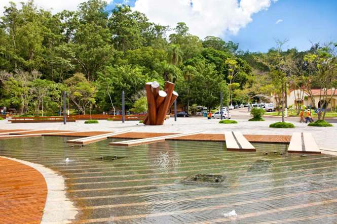 marleiturismo-viagens-excursoes-marlei-turismo-grupos-passeios-reveillon-novo-thermas-de-piratininga.jpg